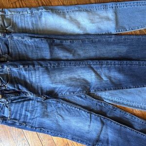 3 pair American eagle jeans